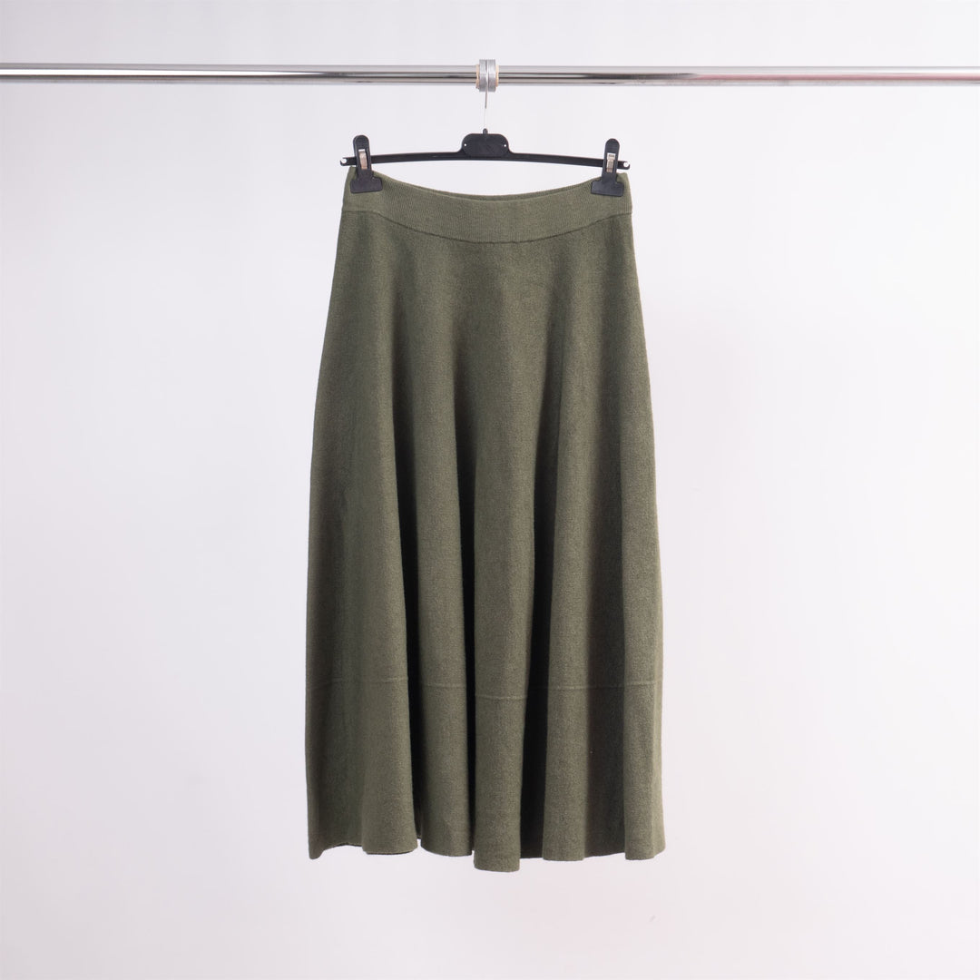 Jupe midi en maille fluide évasée DSY9103