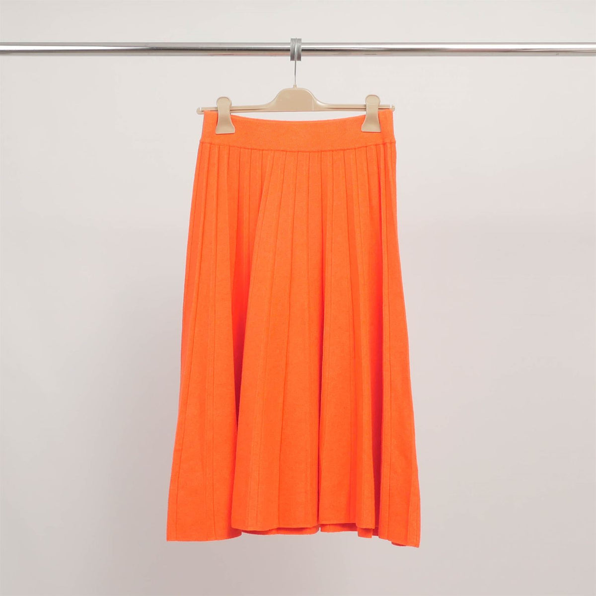 Midi length pleated stretch knit skirt dsy9231