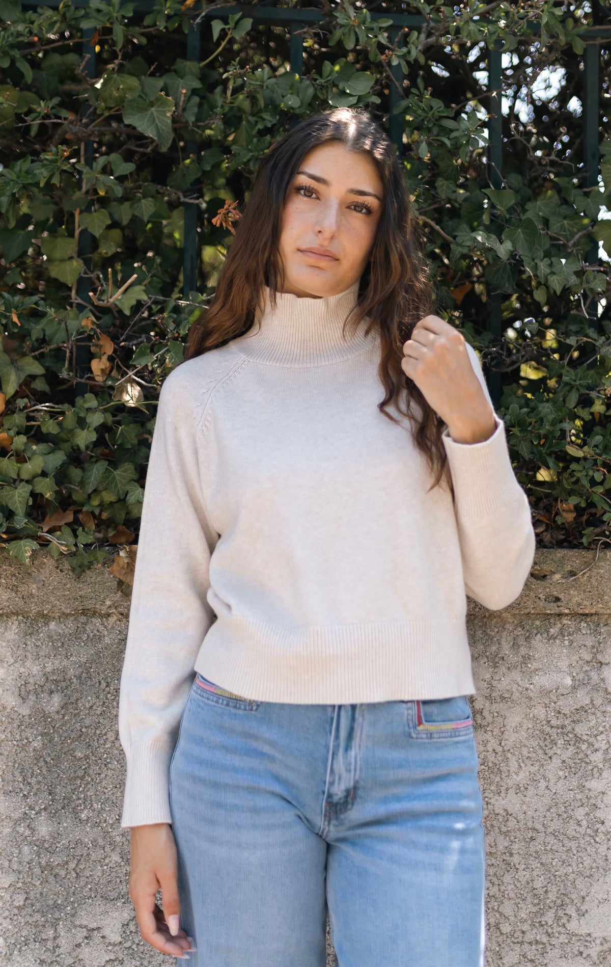 Long sleeved, fine knit turtleneck sweater dsy9300