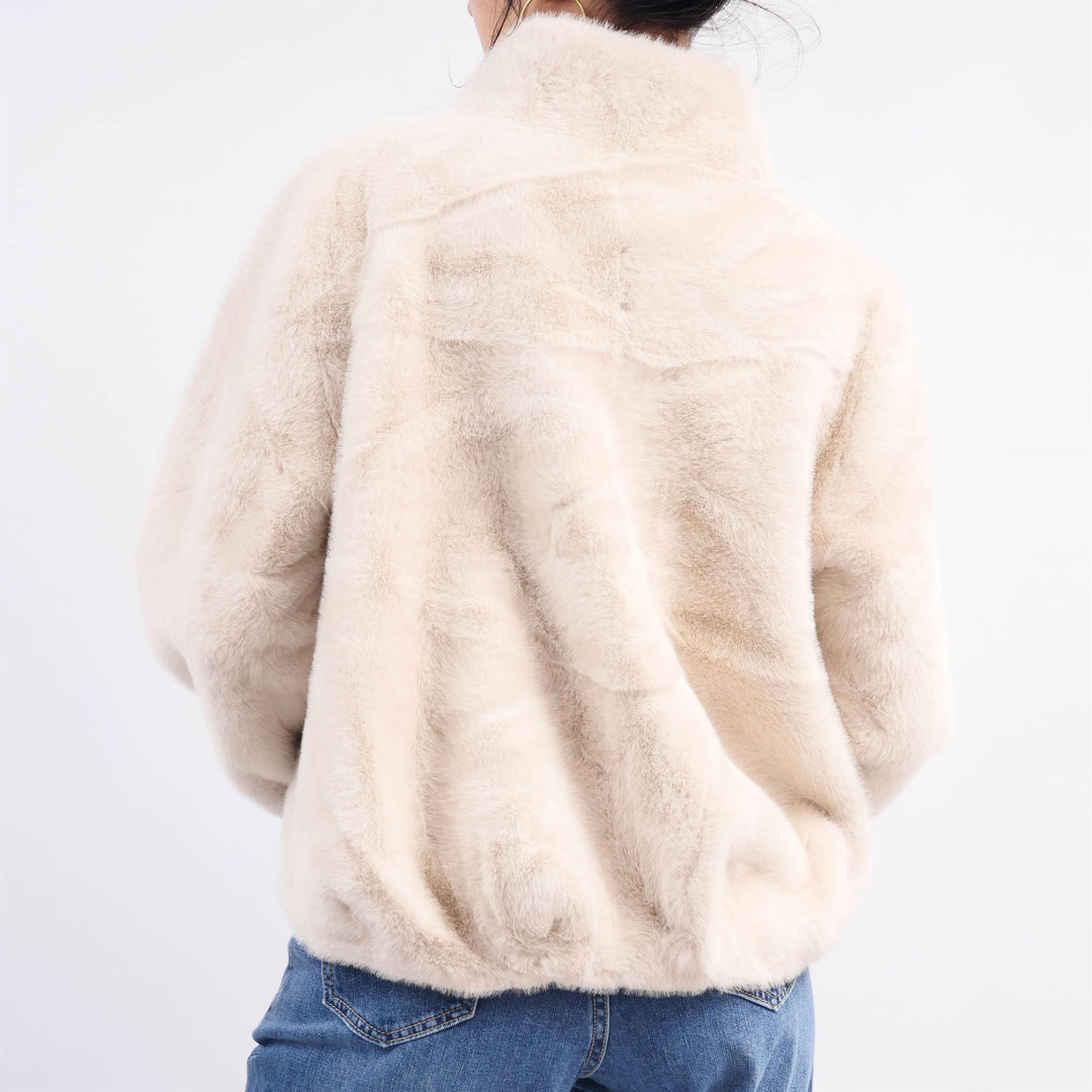 Short coat in ultra-soft faux fur DSY2171