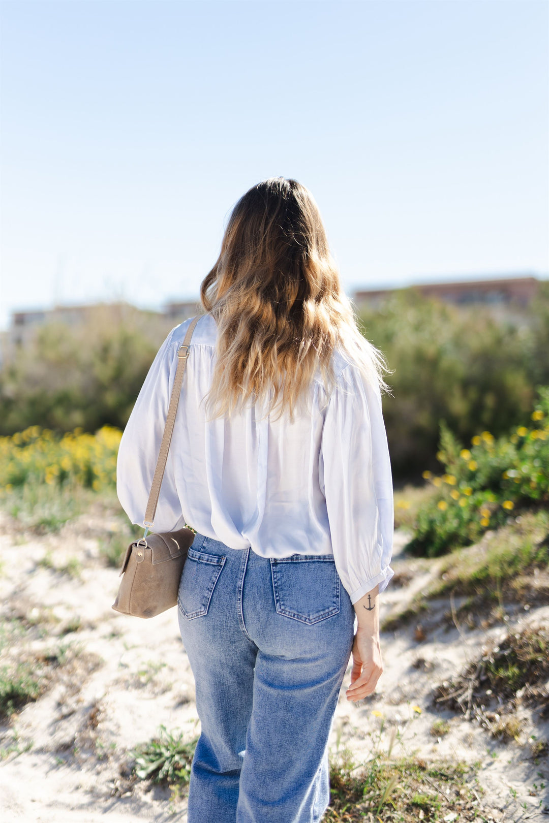 Flowy, gathered blouse with a round neck MJ60244VS