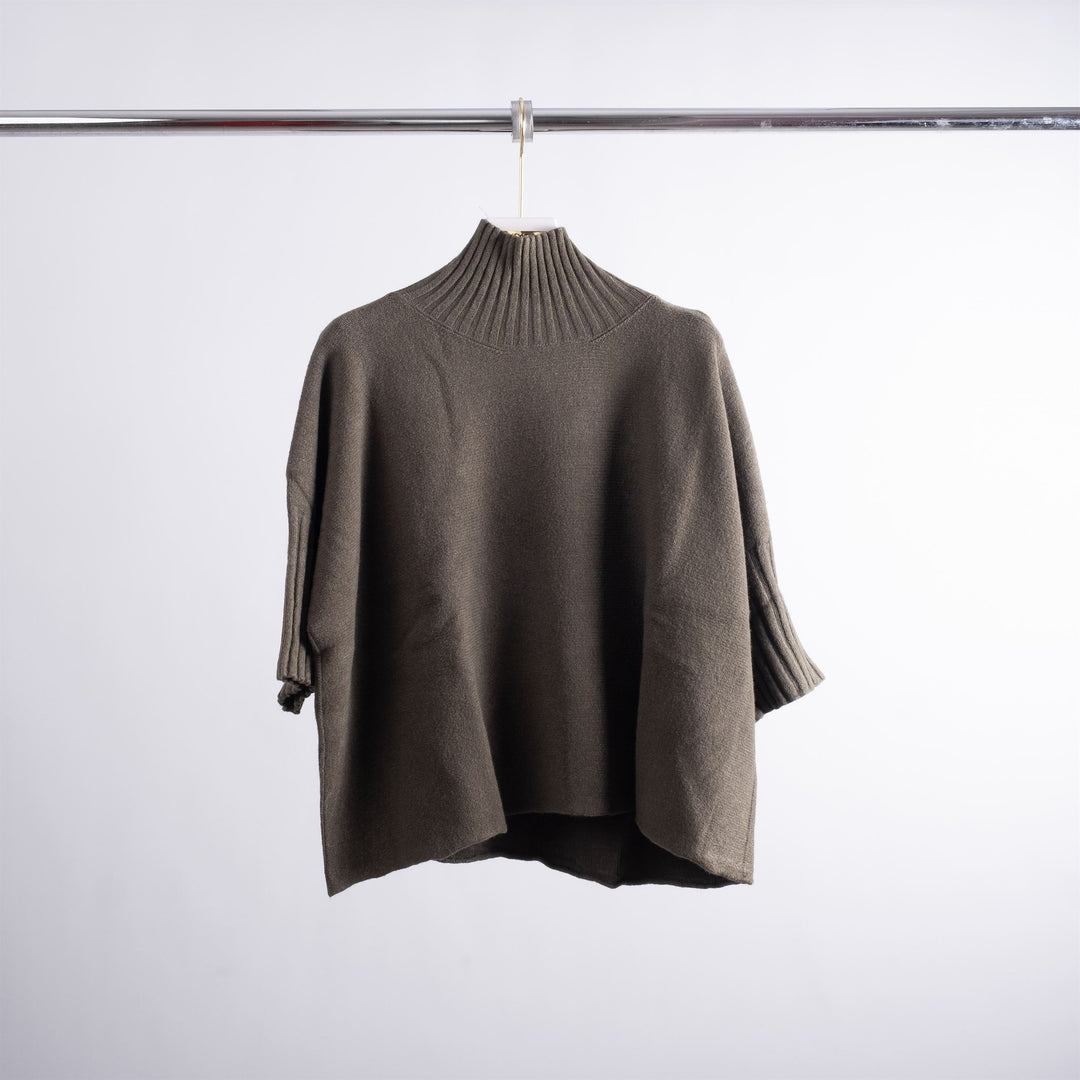 Oversized ribbed turtleneck sweater with short sleeves YF370164