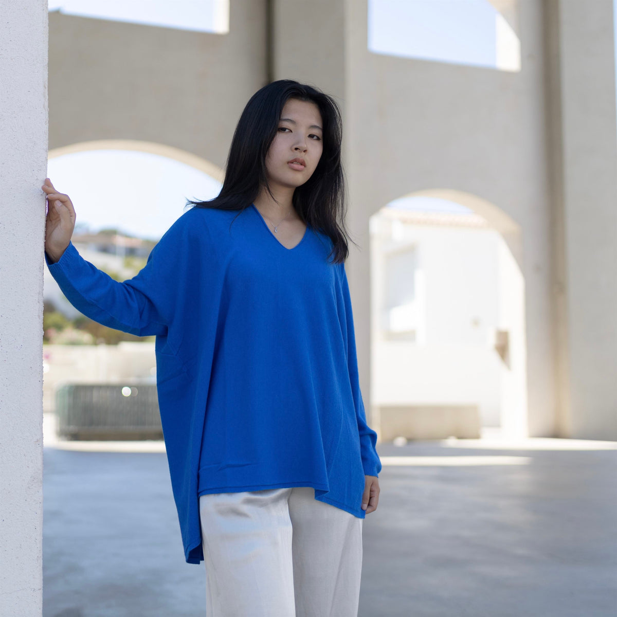 Oversized soft knit v neck sweater yf12022