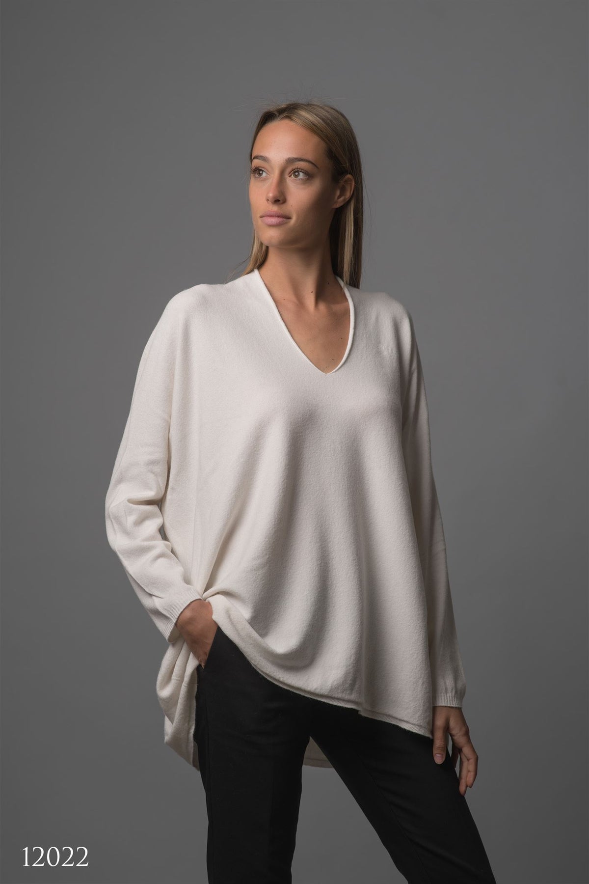 Oversized soft knit v neck sweater yf12022