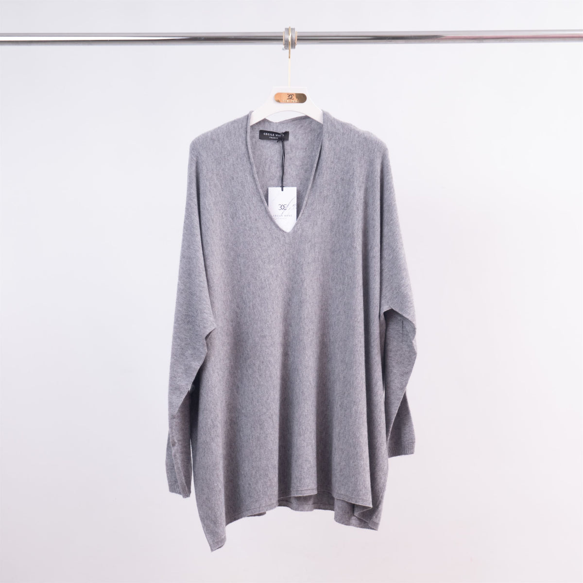 Oversized soft knit v neck sweater yf12022