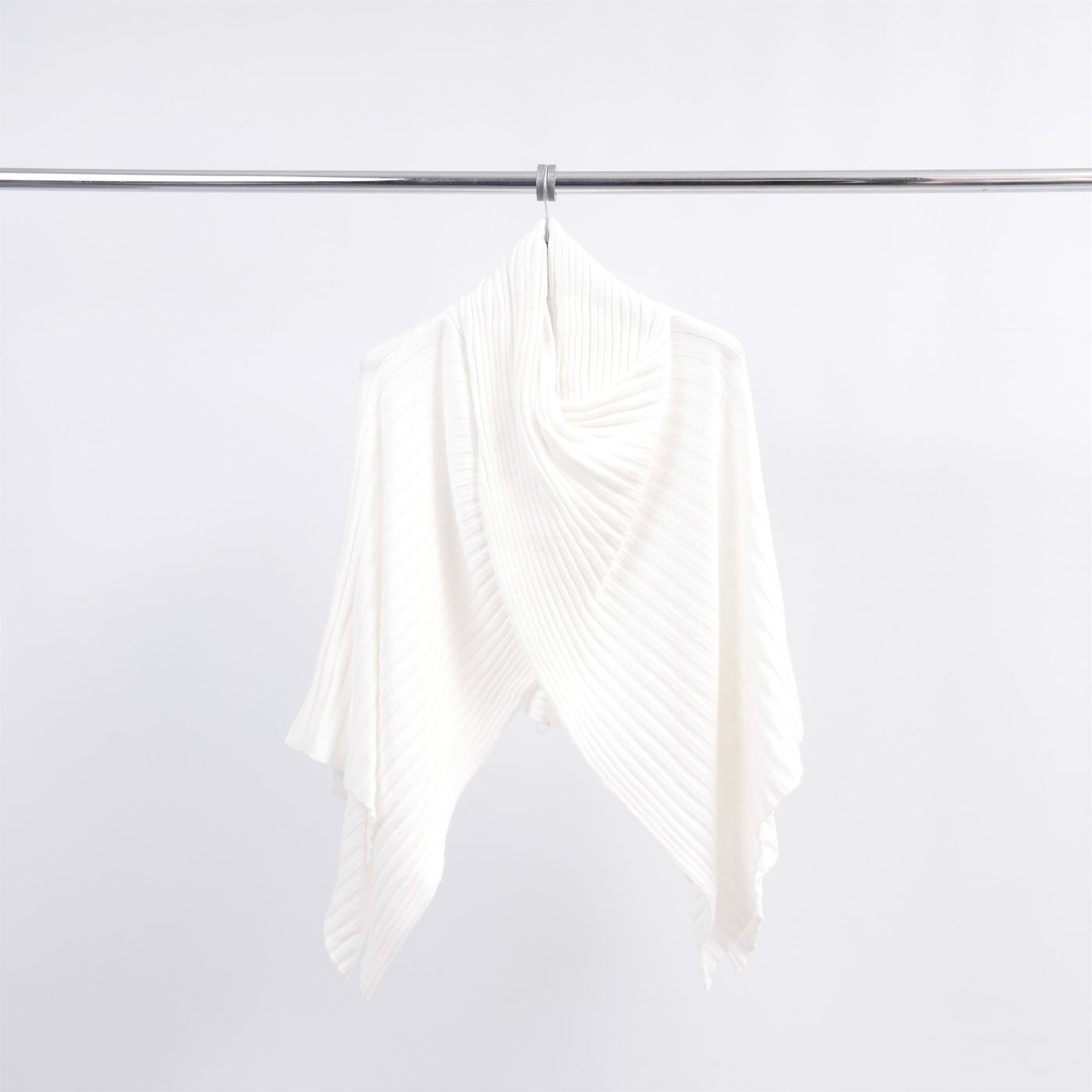 Asymmetrical ribbed poncho in soft knit DSY8933