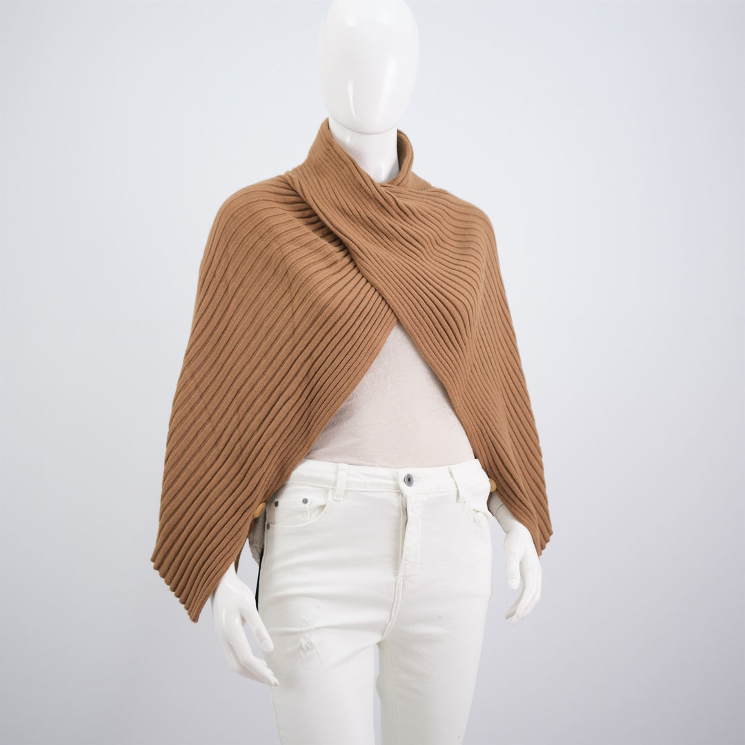 Asymmetrical ribbed poncho in soft knit DSY8933
