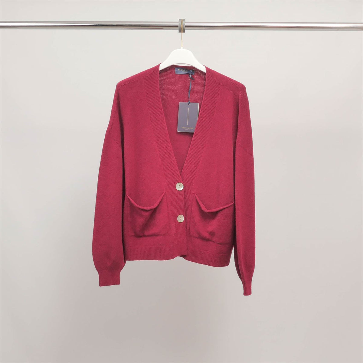 Soft knit vest with patch pockets yf57058