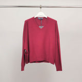 Loose-fitting V-neck sweater in soft knit YF570539