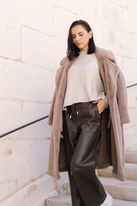 Manteau long à revers en fausse fourrure DSY2172