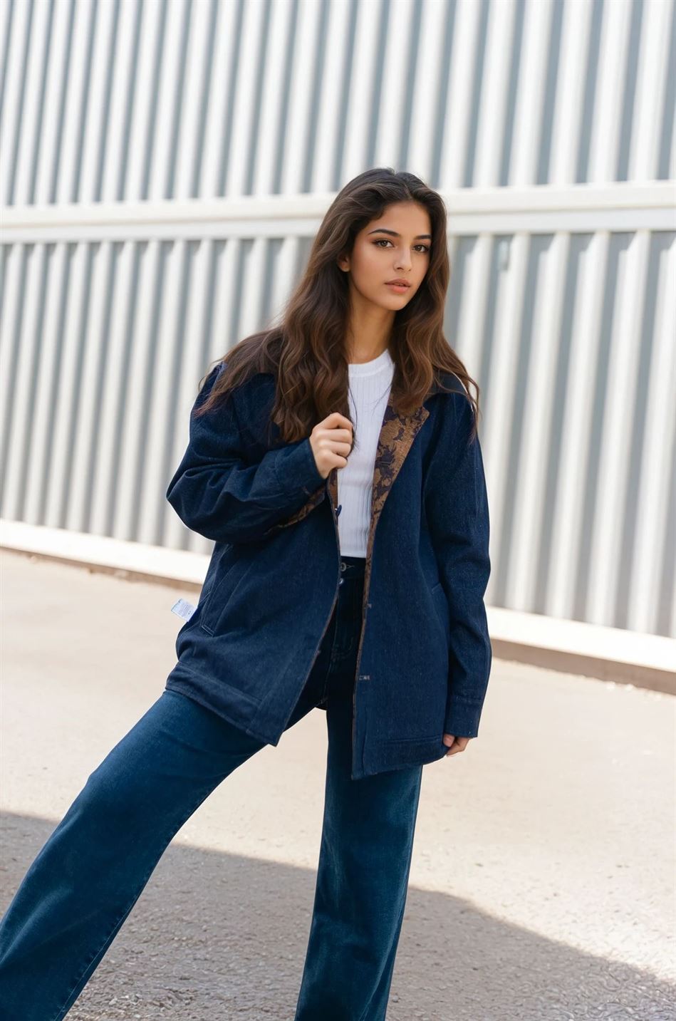 Reversible jacket with contrasting jacquard print collar MJ263668