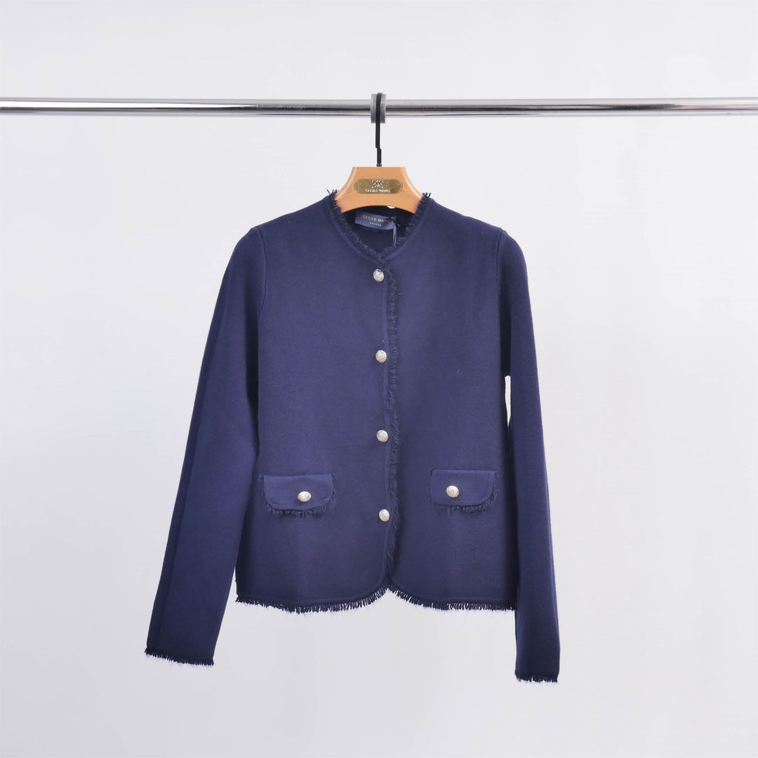 Short cardigan with mother-of-pearl buttons and frayed edges HY11057