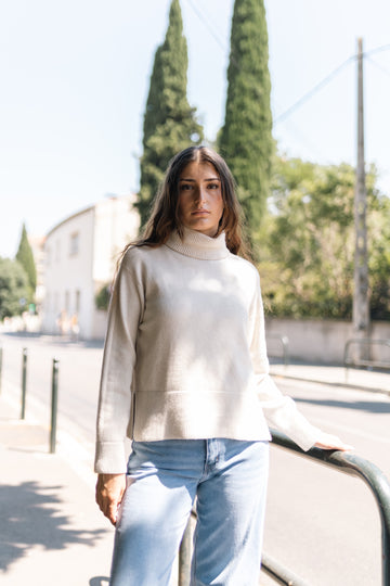 Pull col roulé en maille douce – DSY9496