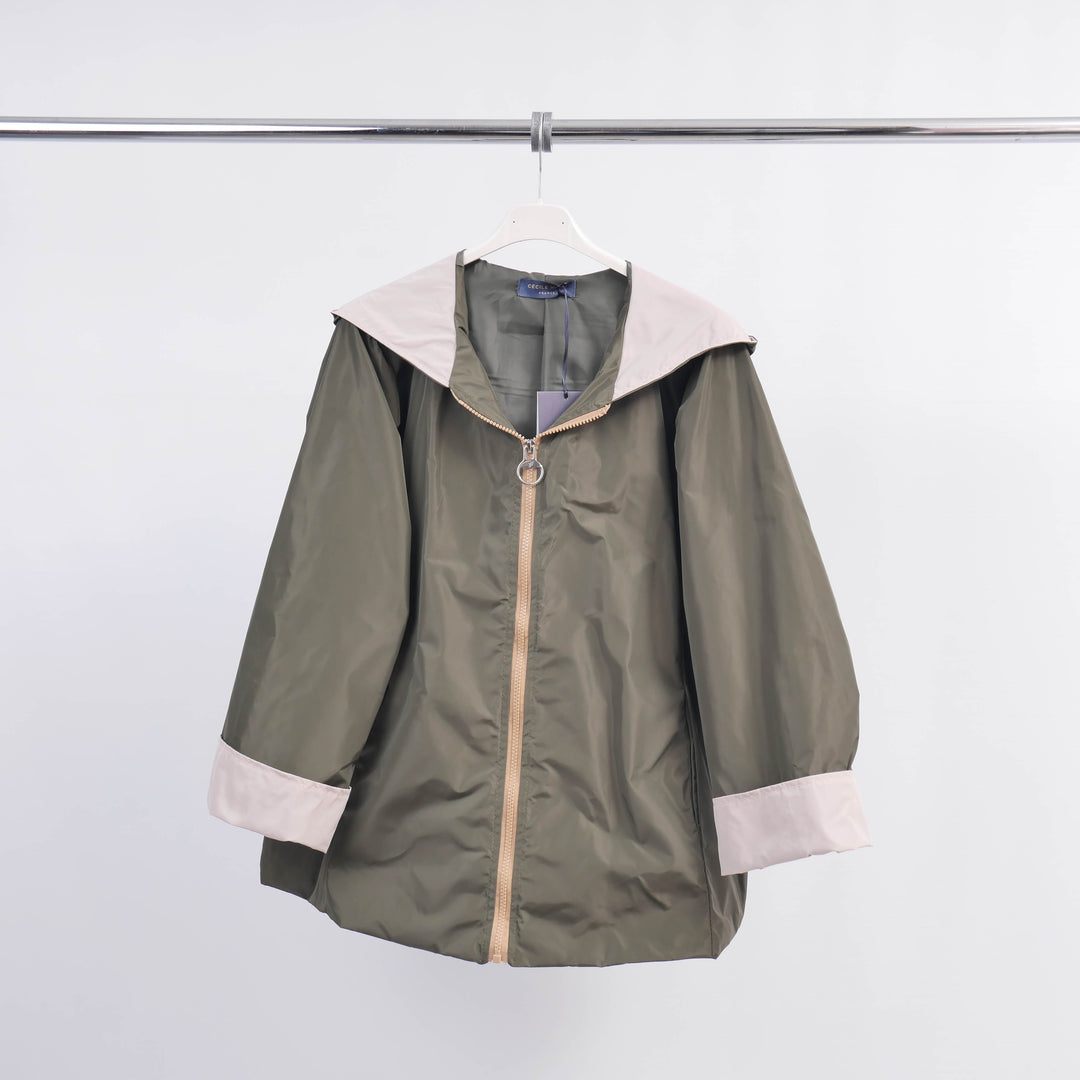 Veste imperméable bicolore à capuche – HM7630