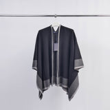 Cape en maille bicolore à bords contrastés – SVD6187