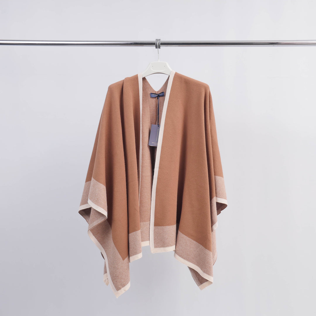 Cape en maille bicolore à bords contrastés – SVD6187