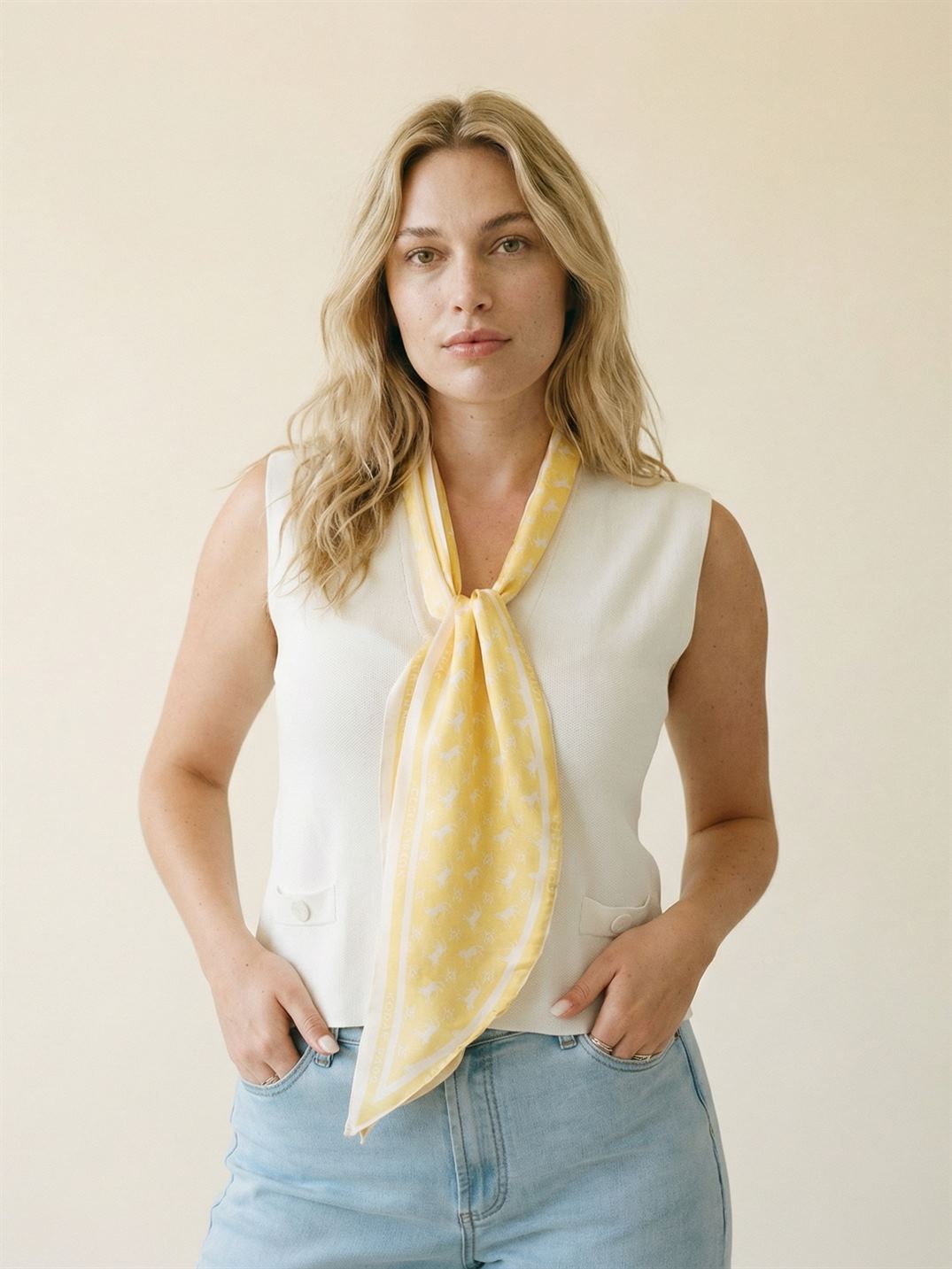 Foulard satiné imprimé graphique fluide KD9925VS-2