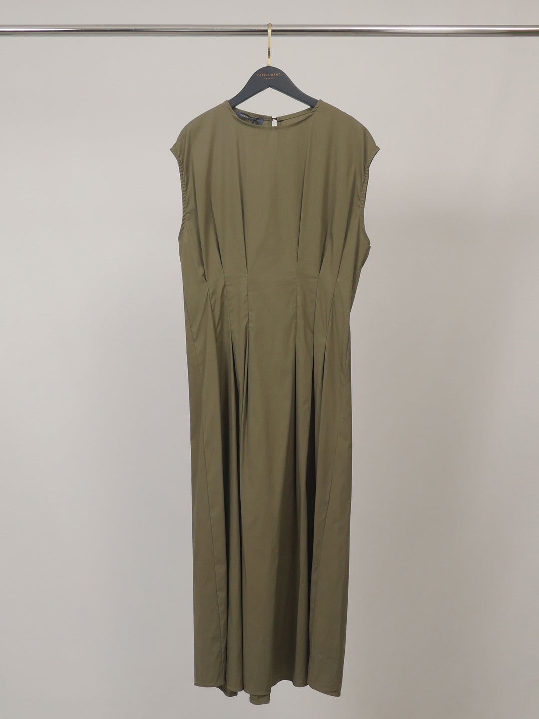 Robe longue fluide  à taille plissée TDM30626