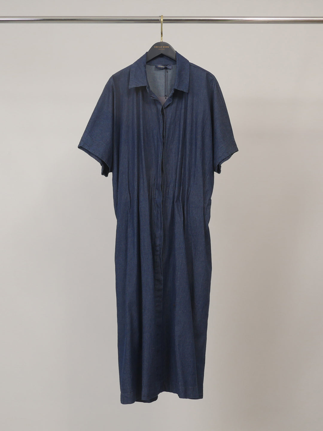 Robe chemise en denim à taille élastiquée TDM50226
