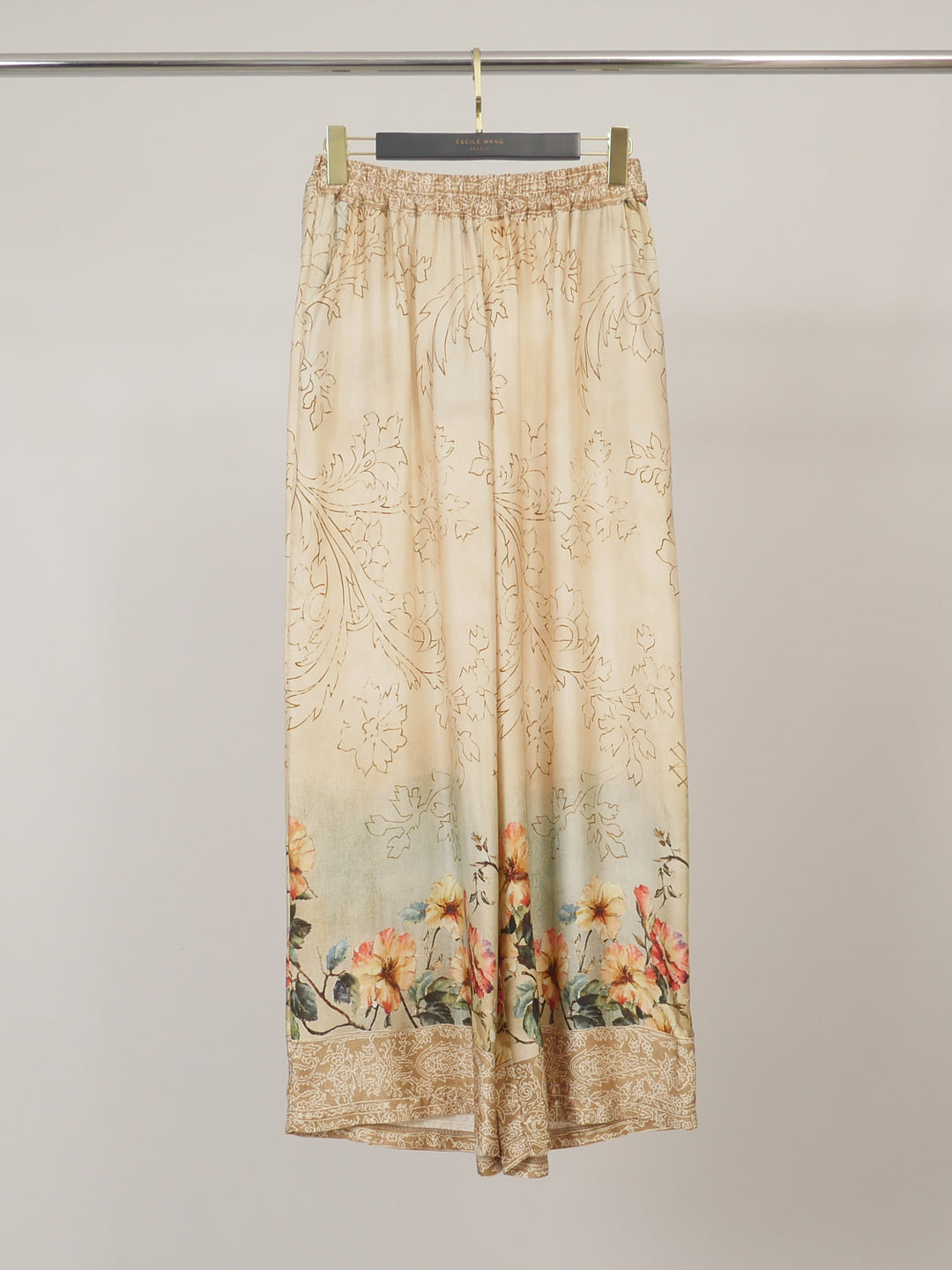Pantalon fluide satiné KD7789VS