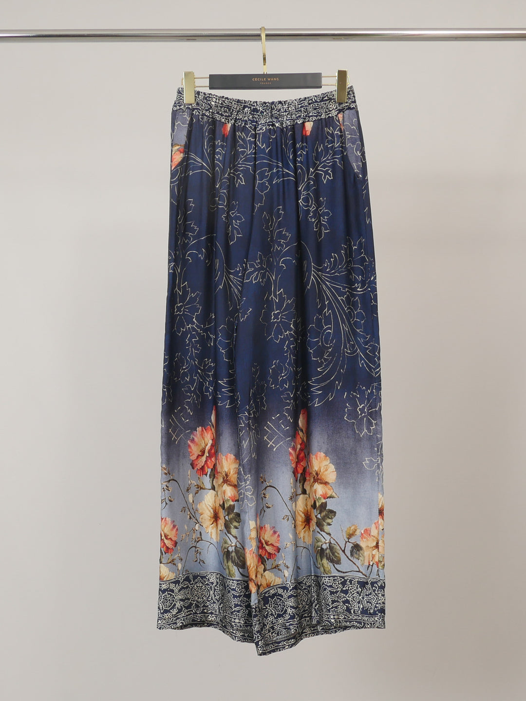Pantalon fluide satiné KD7789VS