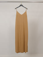 Load image into Gallery viewer, Robe longue en coton à fines bretelles TDM23325
