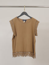 T-shirt en coton à finitions dentelle ajourée CVA923247
