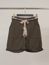 Short ceinturé en coton stretch à poches plaquées CVA825788