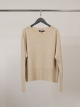 Pull en maille souple à col rond et bas côtelé YF570294