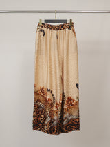 Pantalon satiné fluide à motif léopard KD7789VS-46