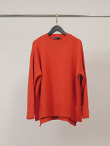 Pull ample à fentes latérales et finitions côtelées – DSY9738