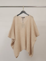 Pull ample en mohair à col V et ligne souple – MCL24036
