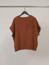 Pull col rond à fleurs en relief DSY9724