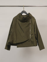 Veste imperméable asymétrique – HM7158