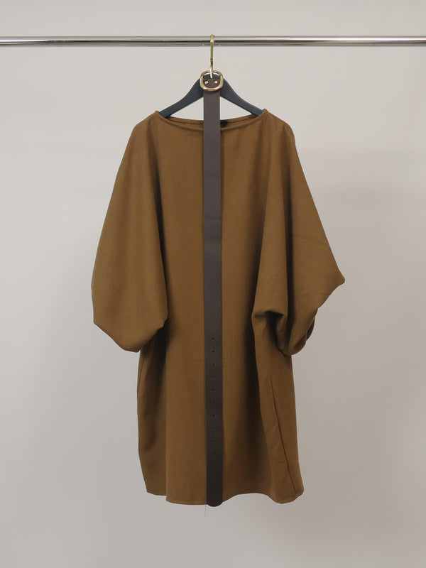 Robe col bateau à manches bouffantes – THS35526FL1
