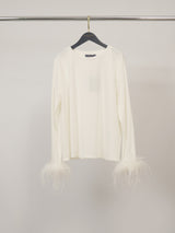 T-shirt fluide à manches ornées de plumes – MJ66441