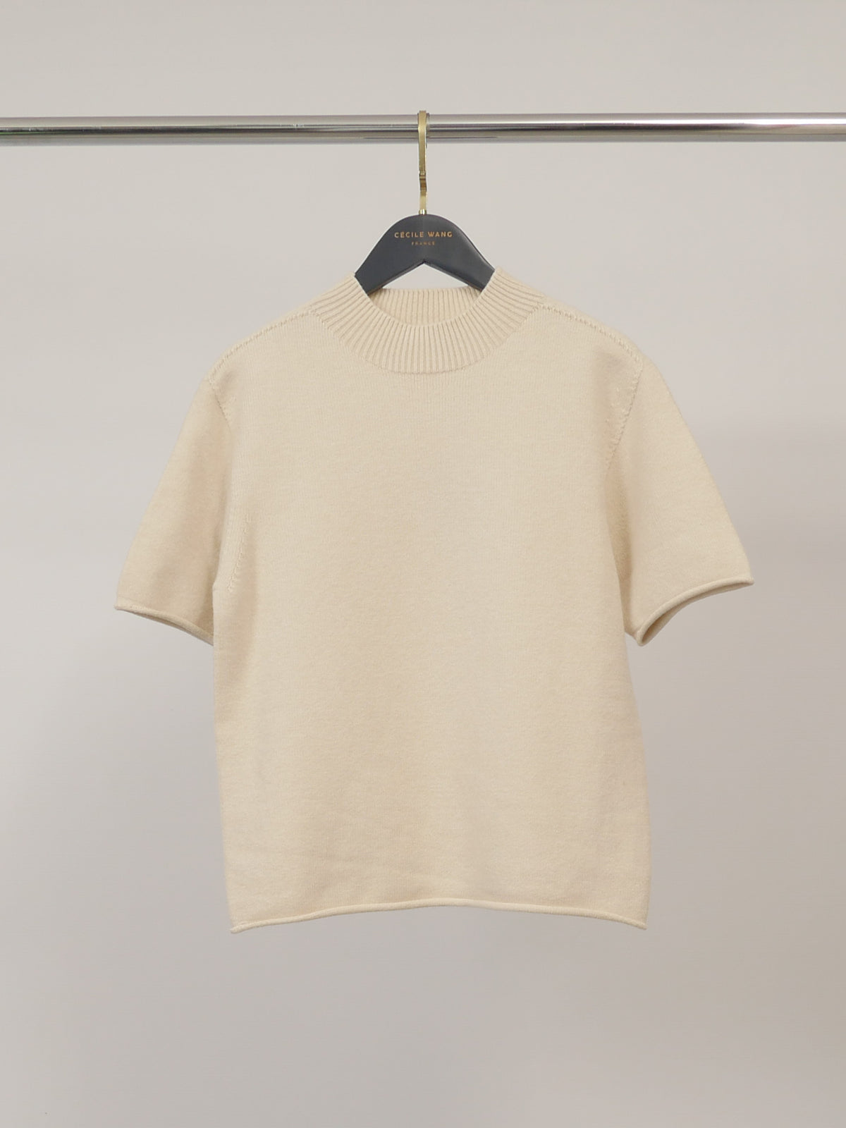 Pull en maille à manches courtes, col rond – DSY0355