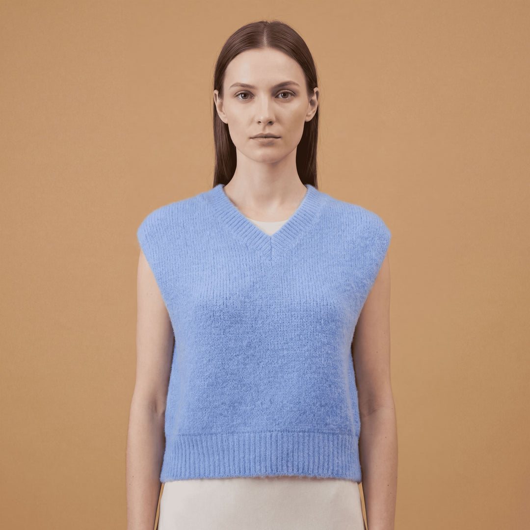 Sleeveless mohair-effect knit sweater – PJ24082 