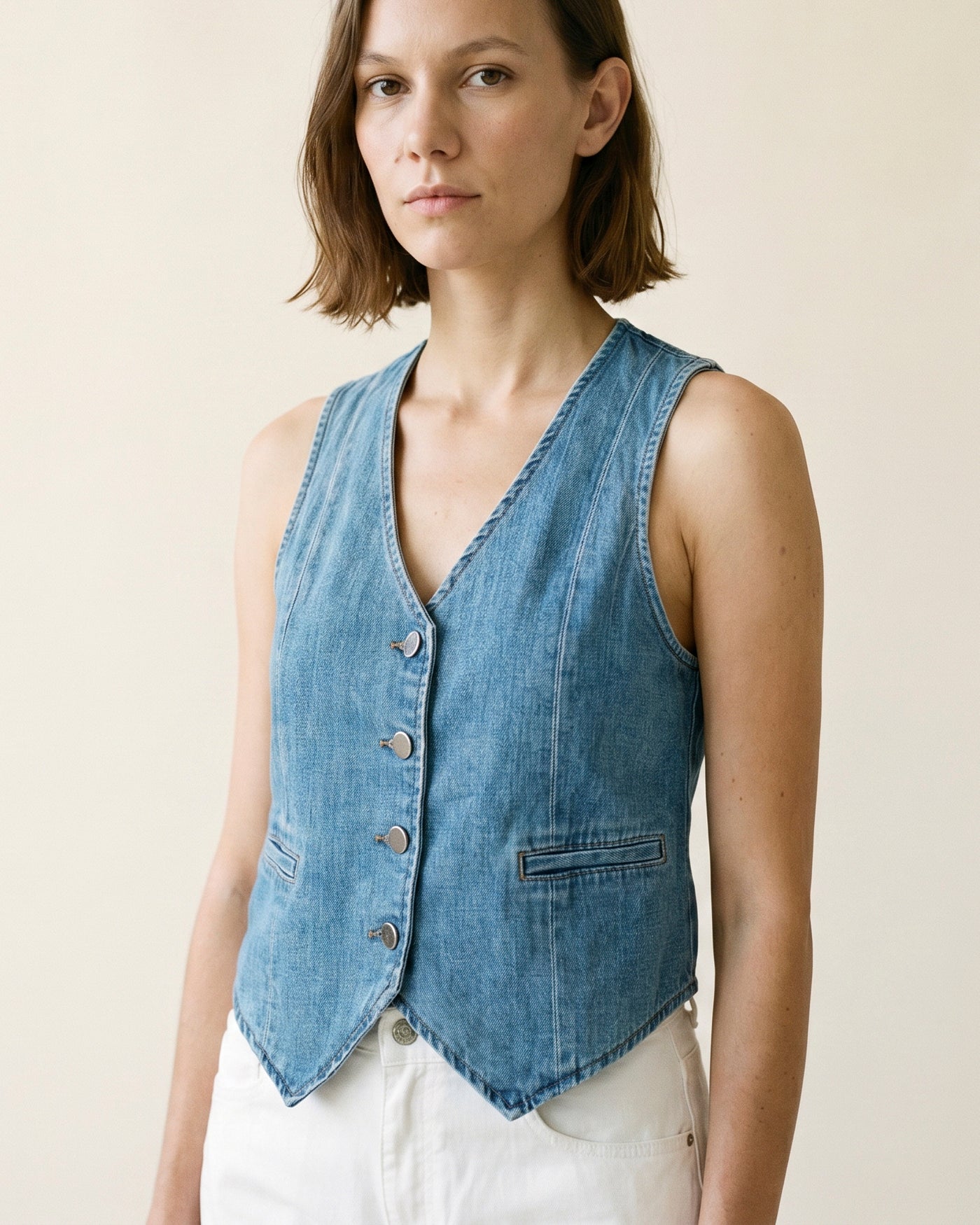 Gilet denim ajusté col V boutonné SD9215