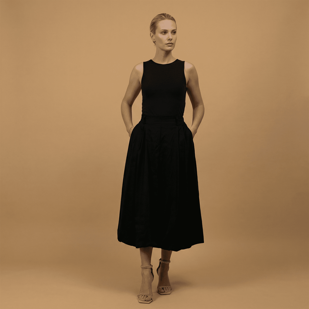 High waisted balloon skirt with pleats tdm06326 
