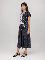 Charger l'image dans la galerie, Robe coton mix d’imprimés à taille nouée TDM23824-6

