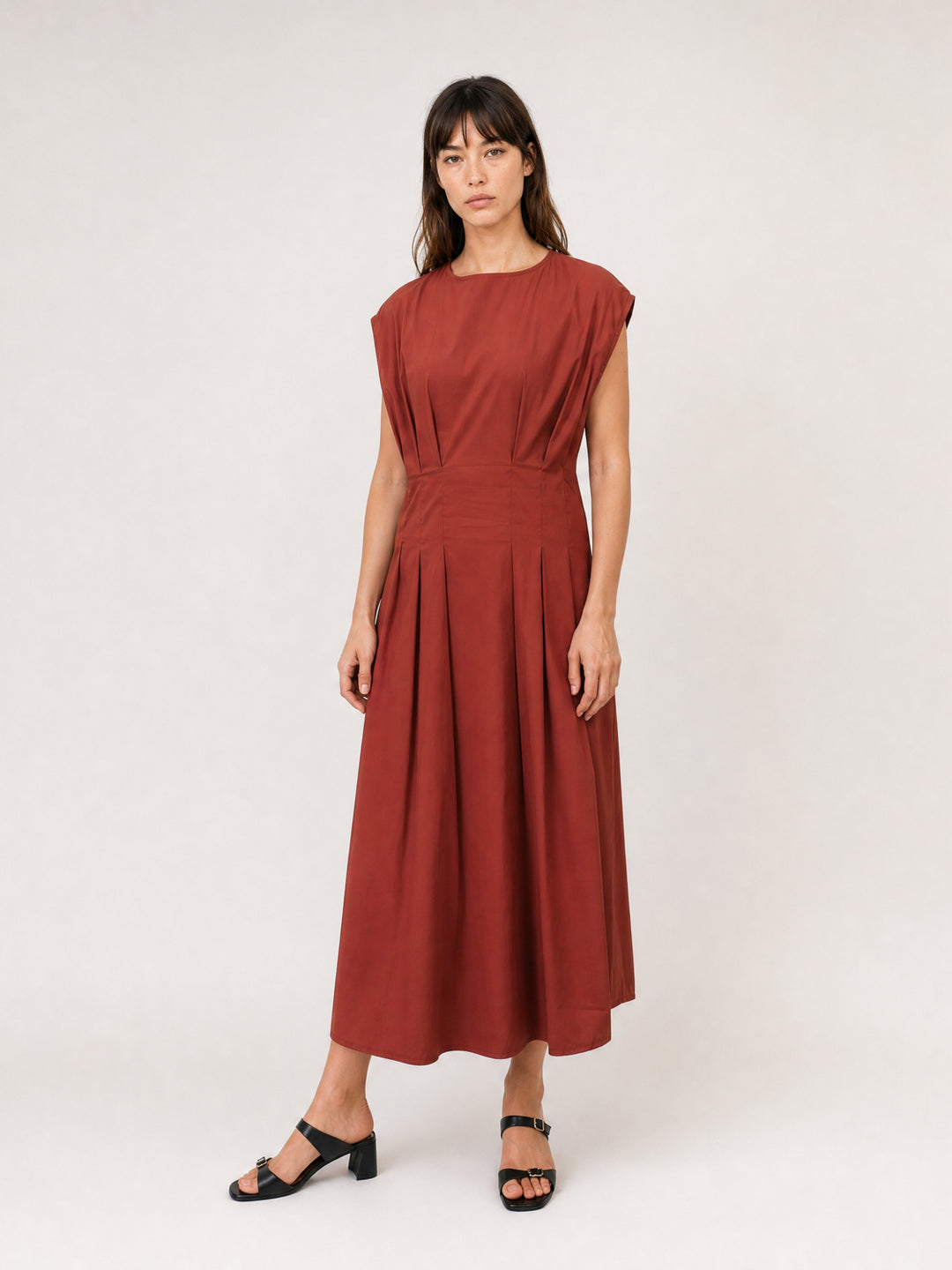 Robe longue fluide  à taille plissée TDM30626
