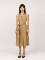 Charger l'image dans la galerie, Robe chemise structurée avec ceinture à boucle TDM36826
