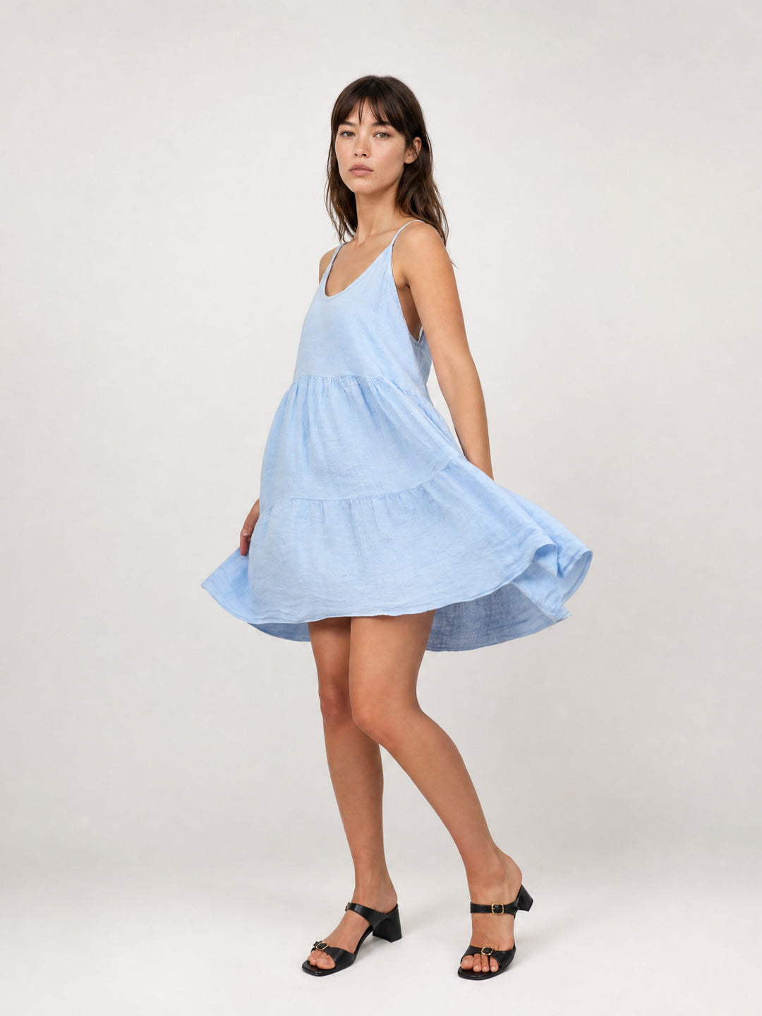 Robe courte en lin à bretelles TDM59525L