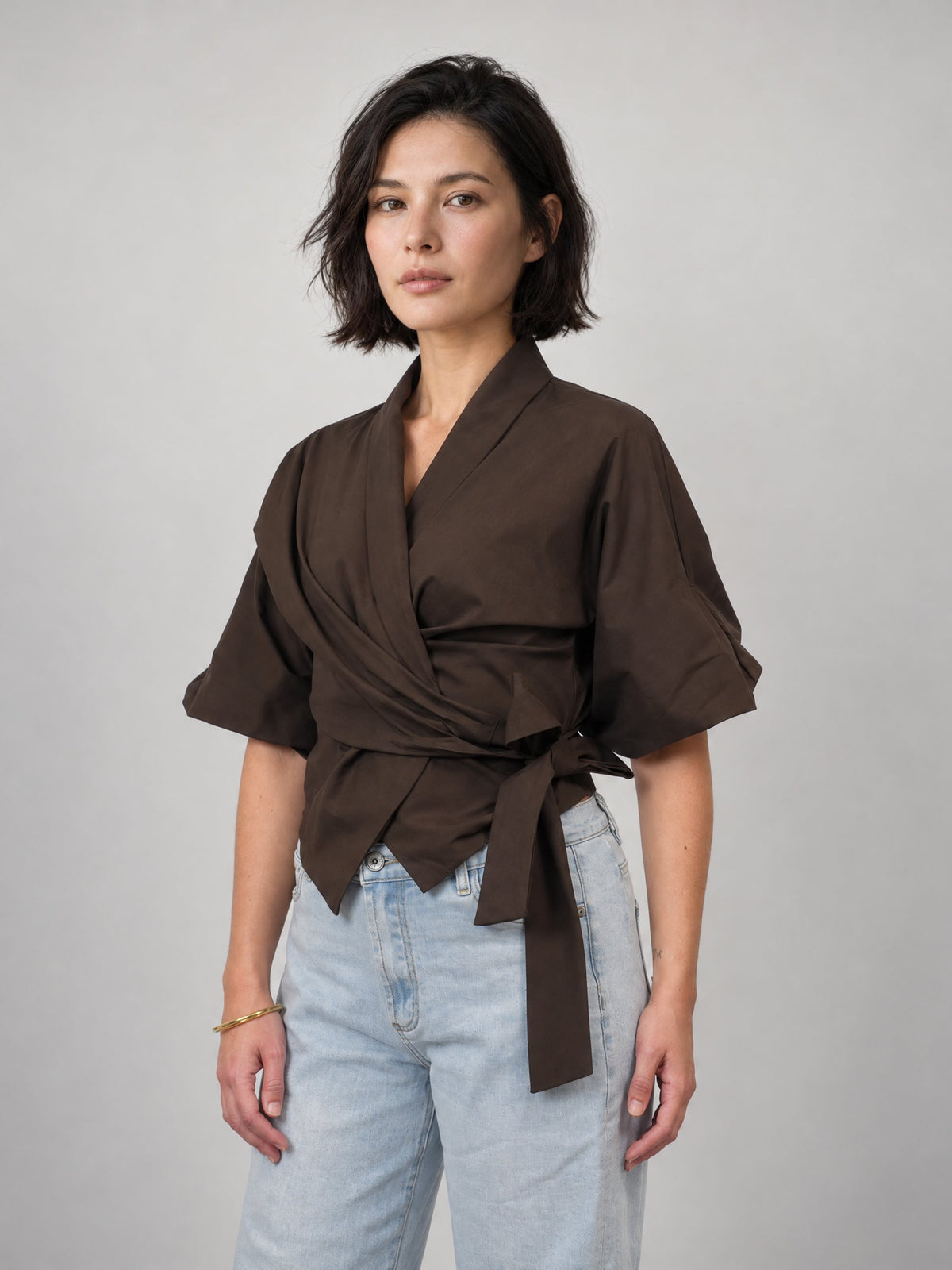 Chemise cache-cœur à manches bouffantes et lien à nouer – THS71126PN