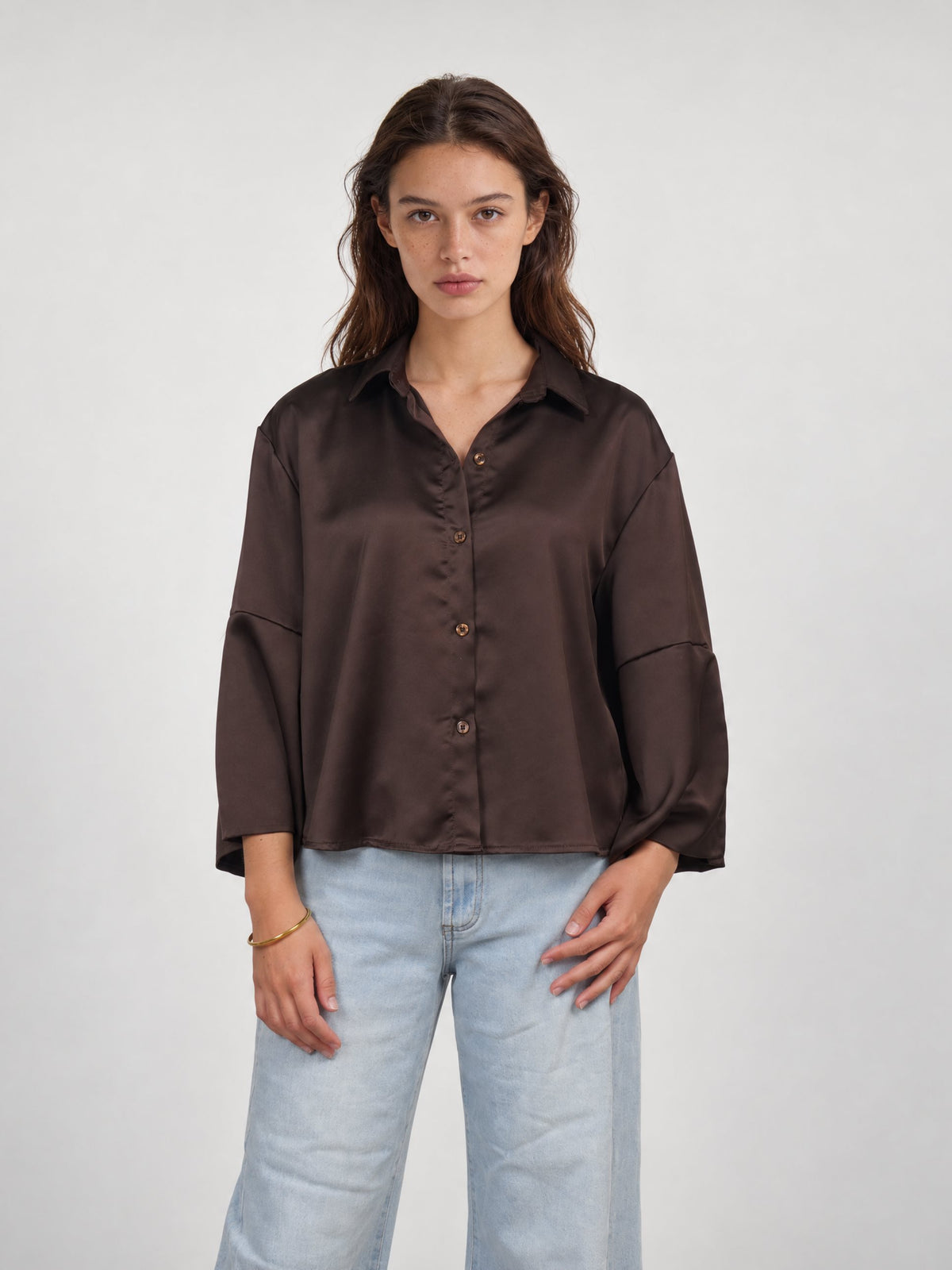 Chemise satinée ample à col chemisier – THS78726RP