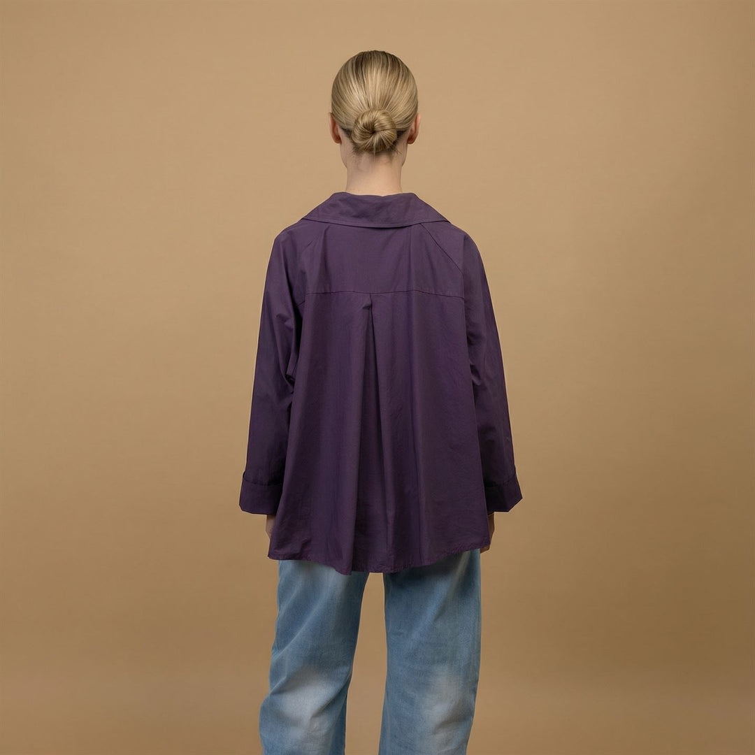 Cotton shirt with asymmetrical buttoning db14916