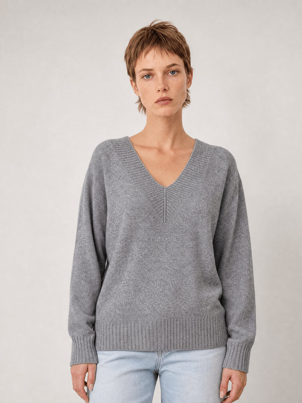 Pull col V côtelé YF570715