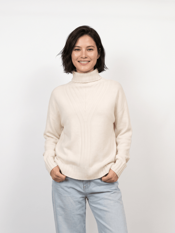 Pull col roulé à détails côtelés graphiques – YF570732