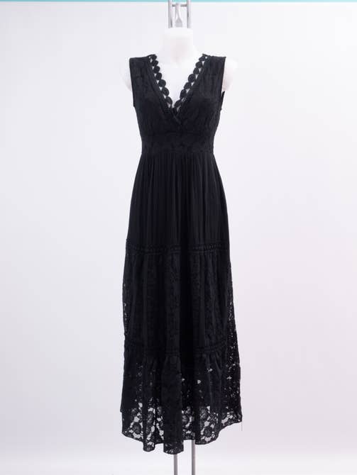 Long dress with english embroidery 9674